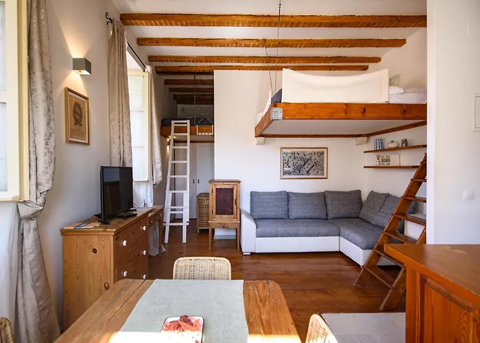 Saraca Palace By Duhomes